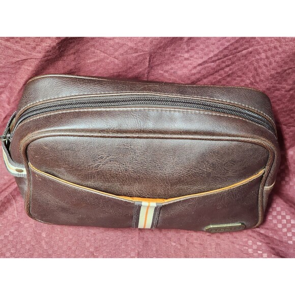 ARAMIS Distinguished Traveler Brown Faux Leather Zip Toiletry Travel Bag - Picture 3 of 6